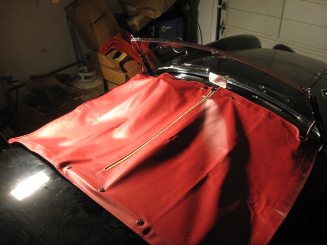 Top & Tonneau - Photo 13